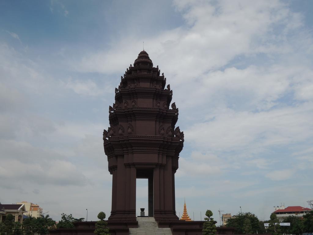 Khun Leng Guesthouse Phnom Penh Dış mekan fotoğraf